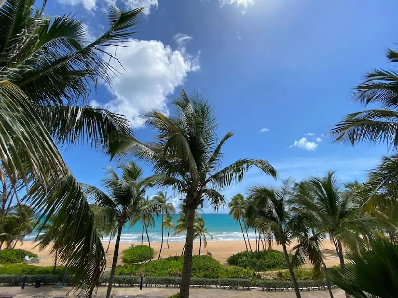Luxury Beachfront 2 Bedroom At Wyndham Rio Mar, Pr Luquillo Nyaraló