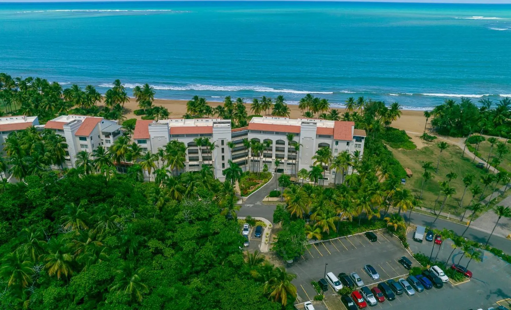 Luxury Beachfront 2 Bedroom At Wyndham Rio Mar, Pr elérhetőségei